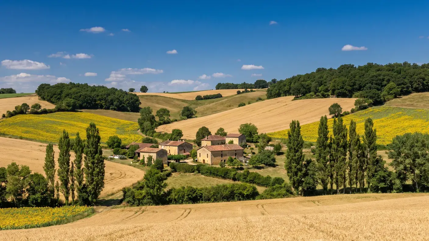 VTC Bordeaux toward Armillac — The Region of Guyenne