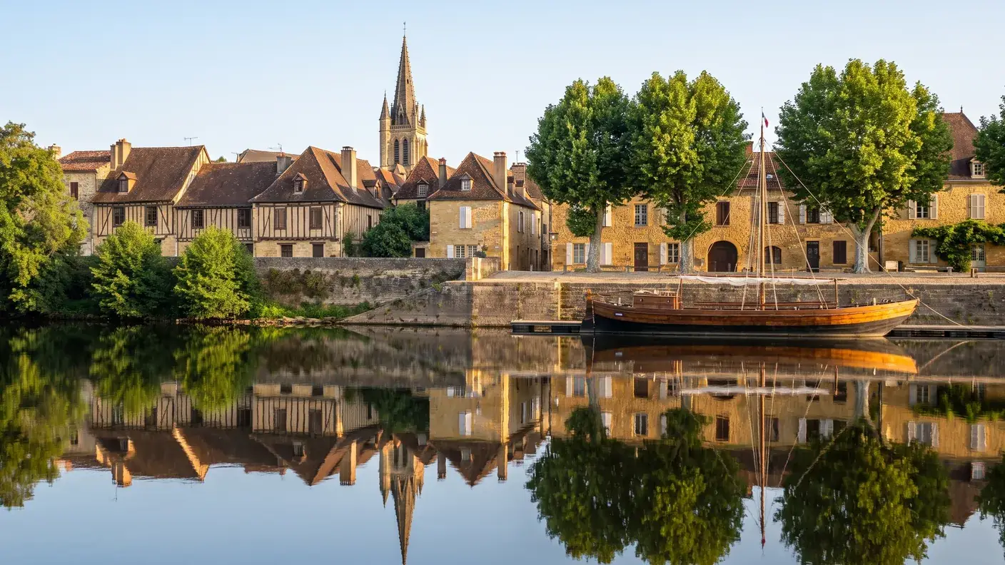 Bergerac: Cyrano, vinos, gabarras y casco antiguo