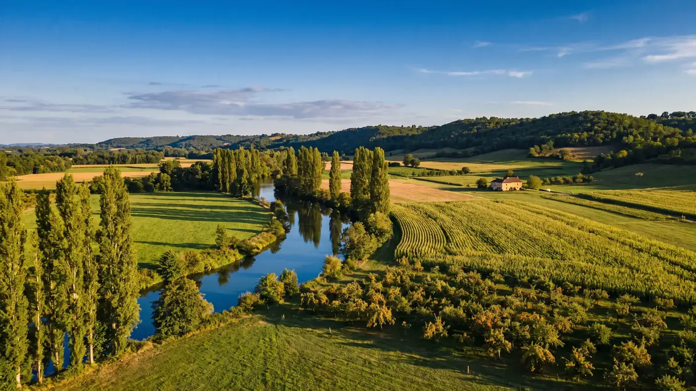 VTC Bordeaux toward Birac-sur-Trec — Southwest