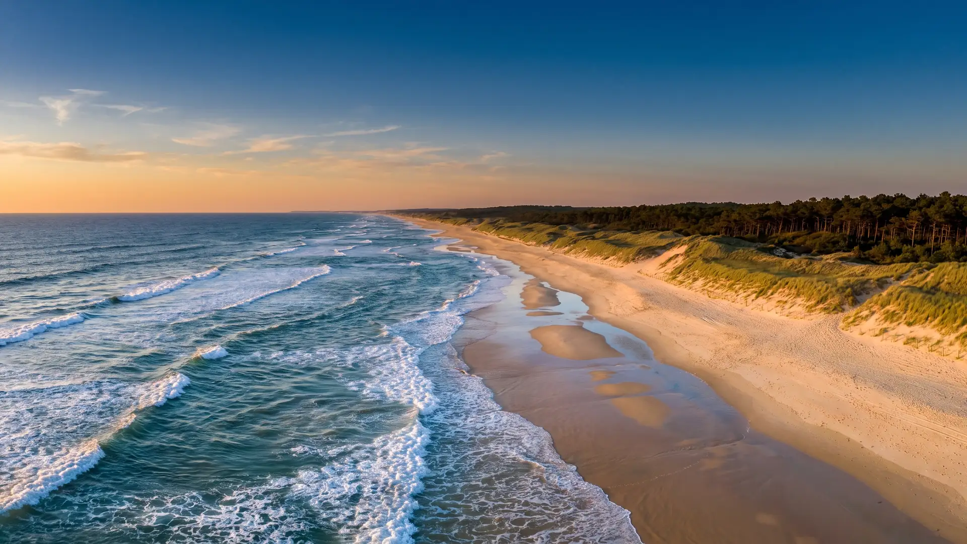 Playa y olas del Atlántico en Labenne-Océan, cerca de Sylvamar
