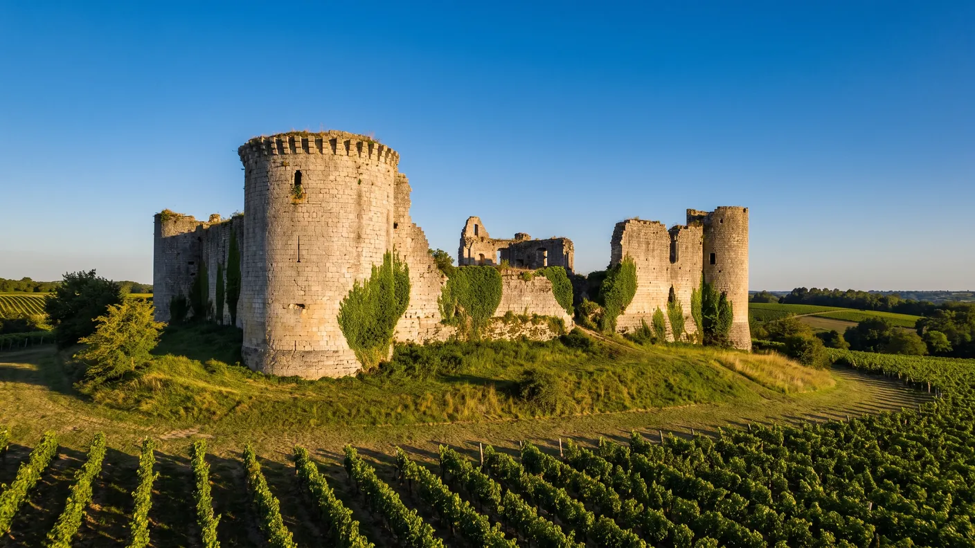 Langoiran: el castillo fortificado y el valle del Garona