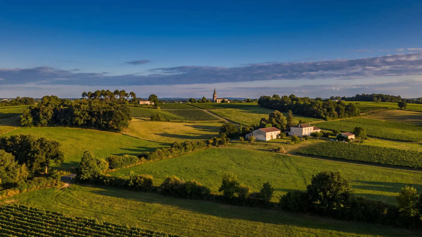 VTC Bordeaux toward Les Églisottes-et-Chalaures — Libournais region
