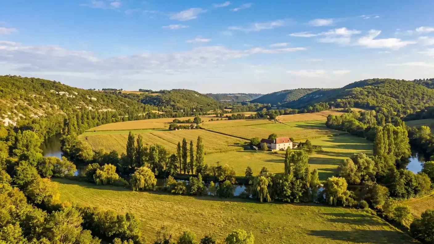 Valle agrícola del Isle, cerca de Montpon-Ménestérol