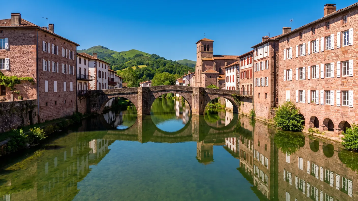 Saint-Jean-Pied-de-Port: la Baja Navarra y Santiago de Compostela